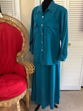 Silk House Deep Teal Sueded Silk 2 Piece Set